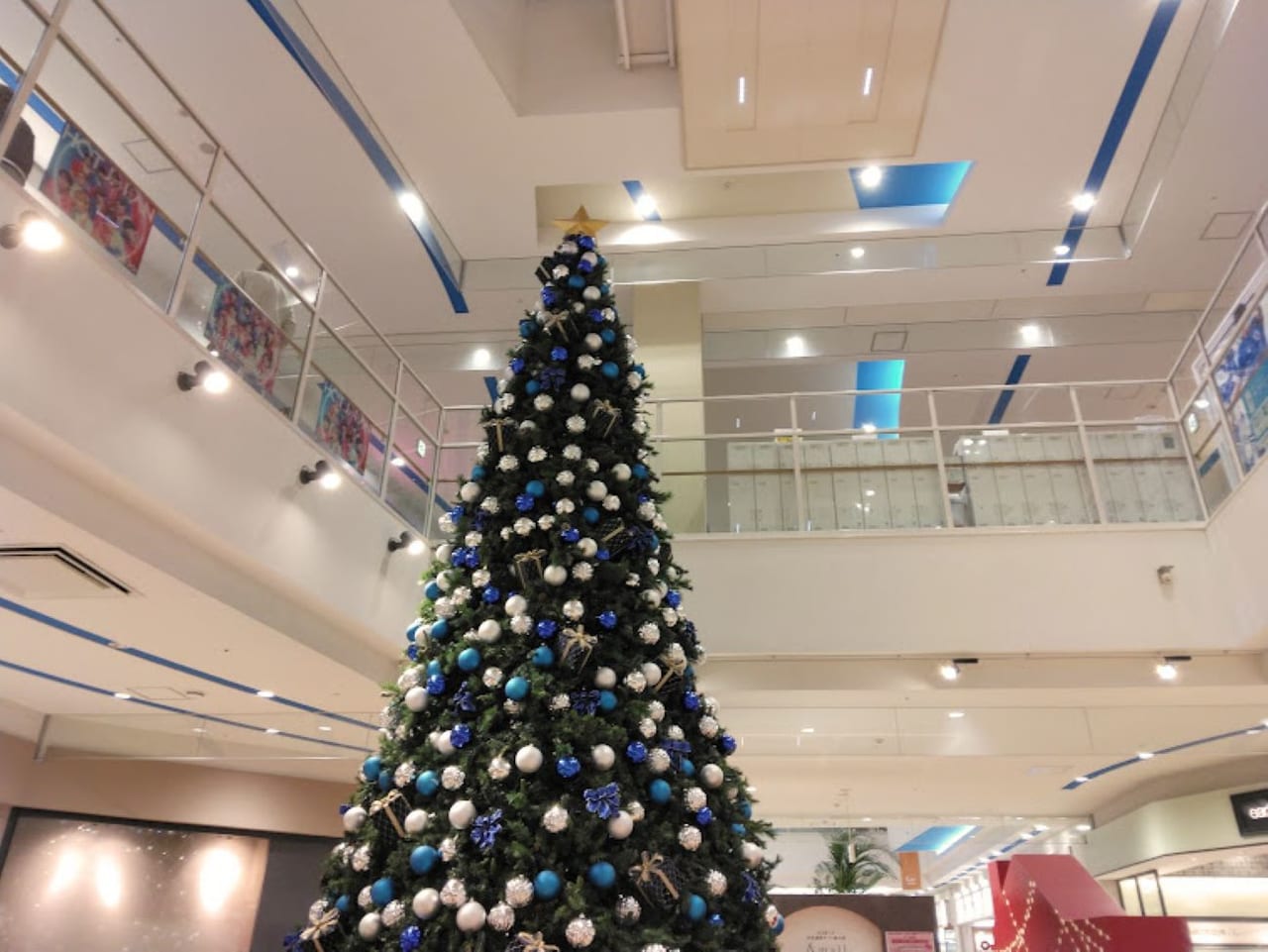 ららぽーと磐田lalaportiwataクリスマスイベント2022クリスマスツリー