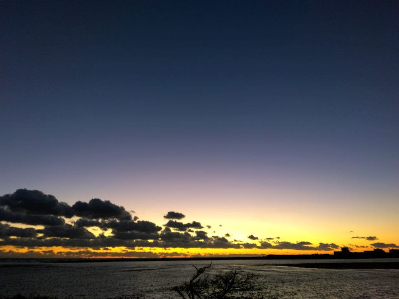 日没竜洋海浜公園掛塚灯台