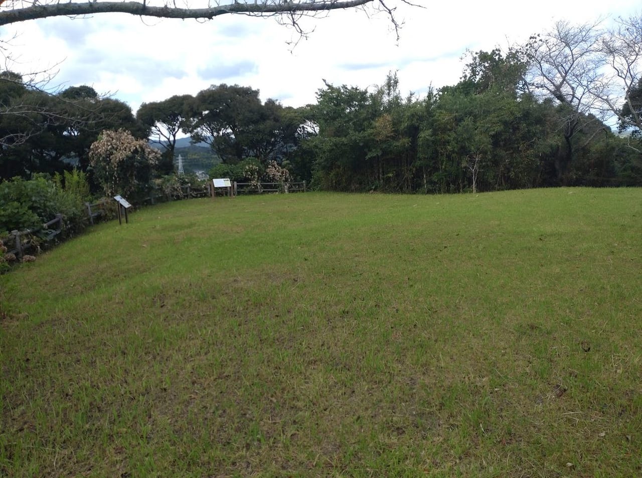 獅子ヶ鼻砦跡菊川