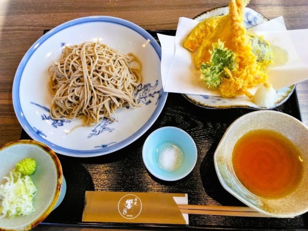 袋井市方丈四季料理 響８（ひびと）