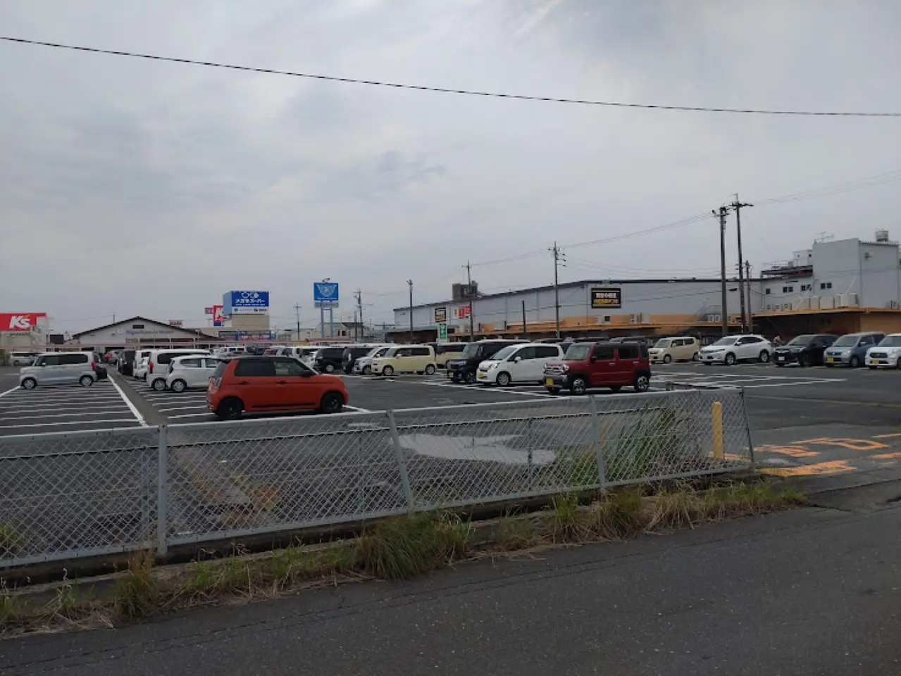 掛川市掛川市大池アミューズメント専門店開店準備中もってきーなKAKEGAWA