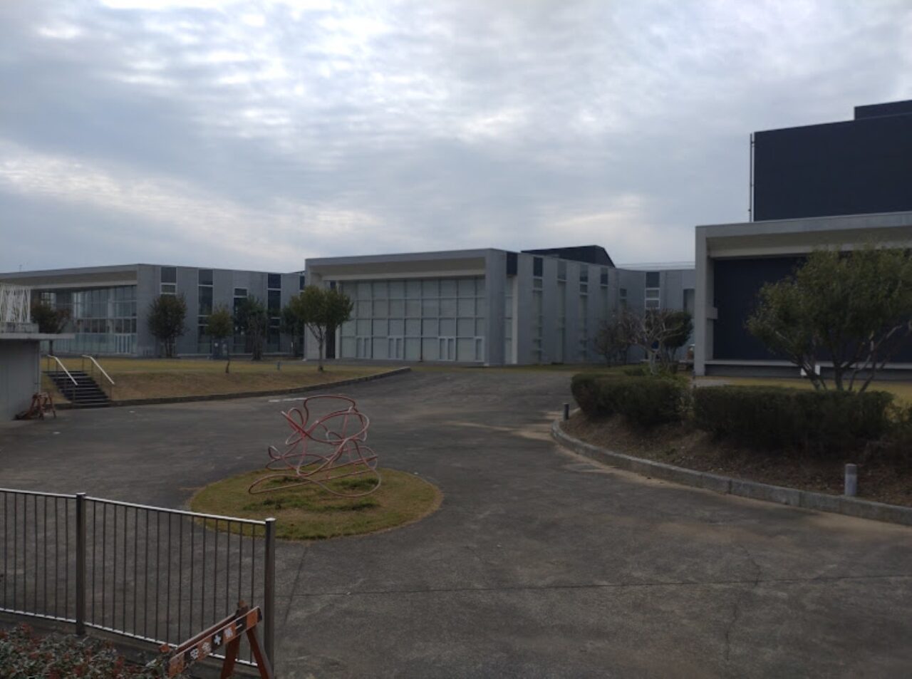 袋井市上山梨月見の里学遊館