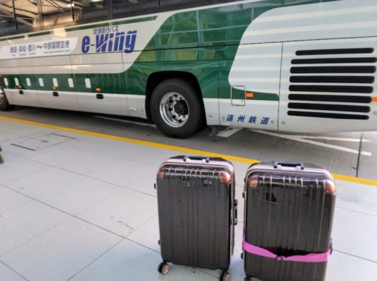 旅行飛行機triptraveling