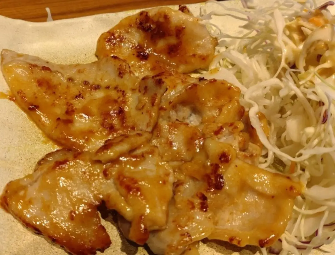 やよい軒 袋井店「三元豚ロースの西京焼と揚げ出し豆腐の定食」